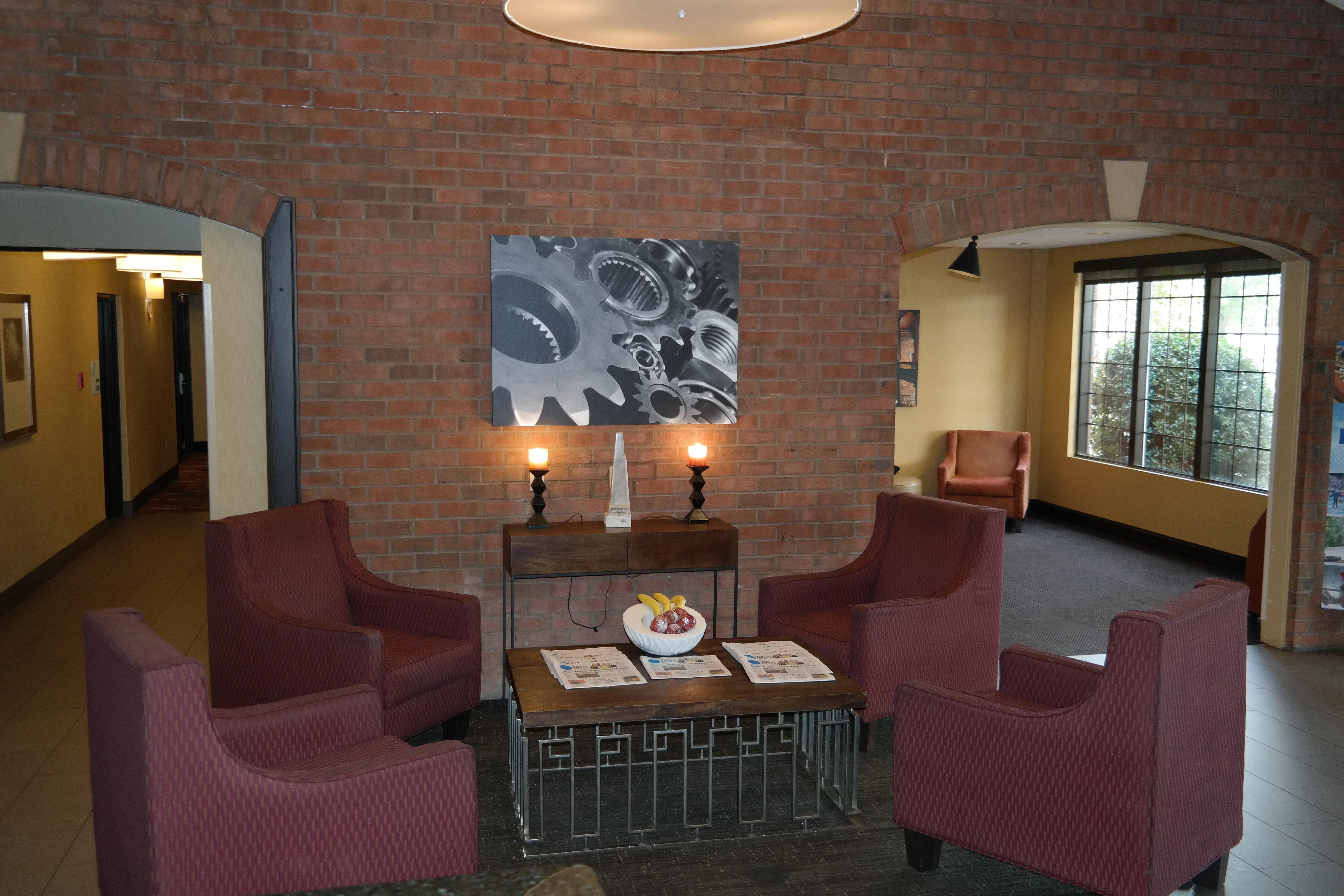 Holiday Inn Express Fredericksburg - Southpoint By Ihg Экстерьер фото