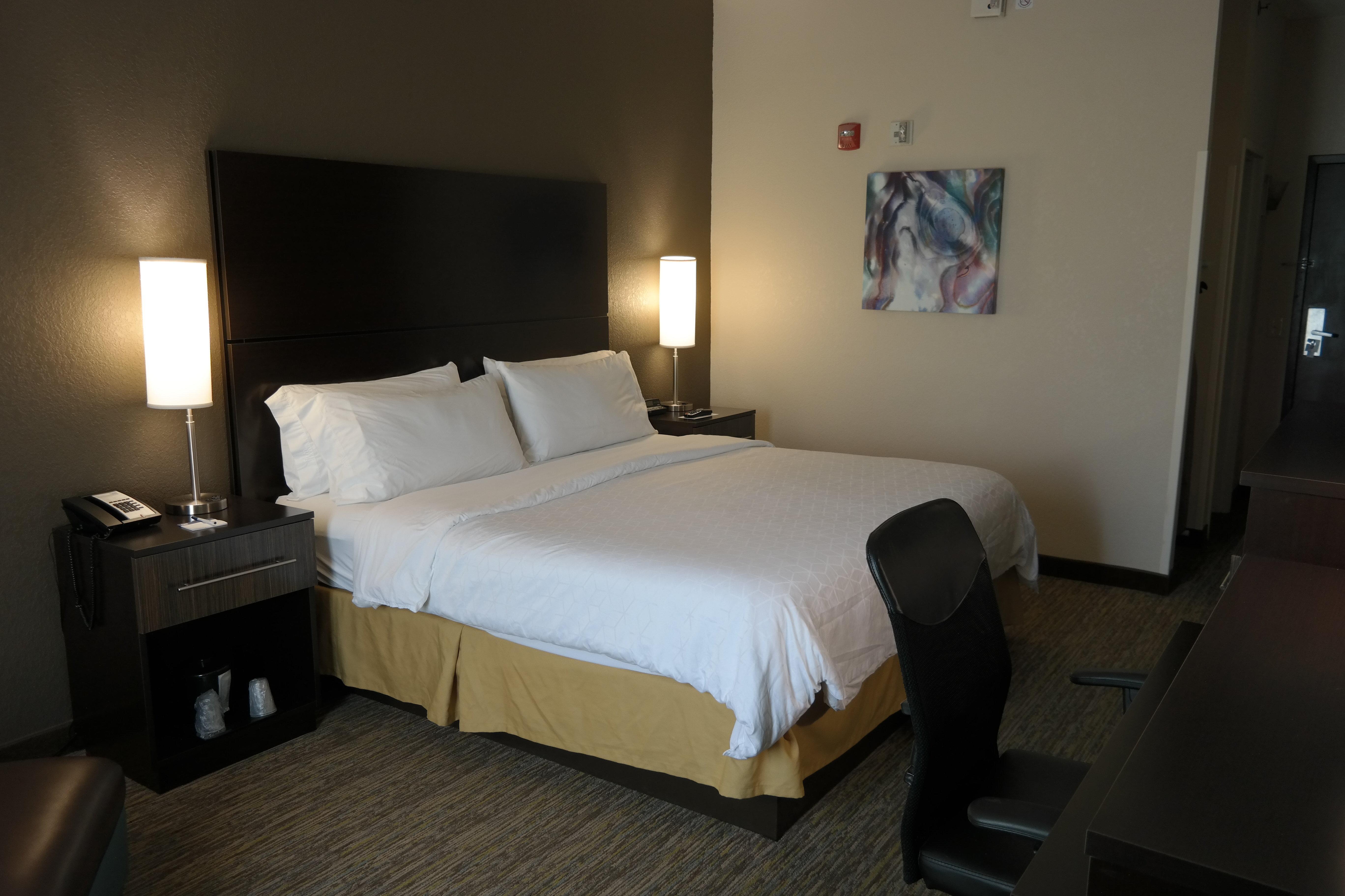 Holiday Inn Express Fredericksburg - Southpoint By Ihg Экстерьер фото
