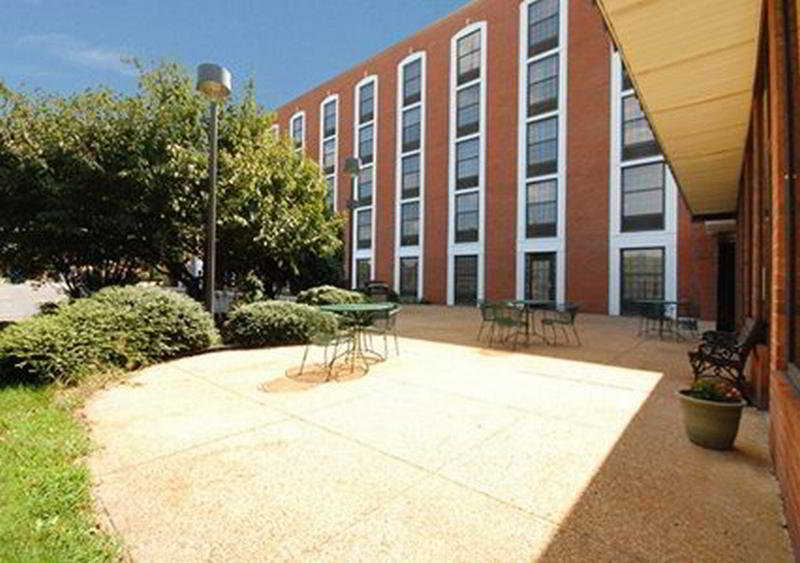 Holiday Inn Express Fredericksburg - Southpoint By Ihg Экстерьер фото